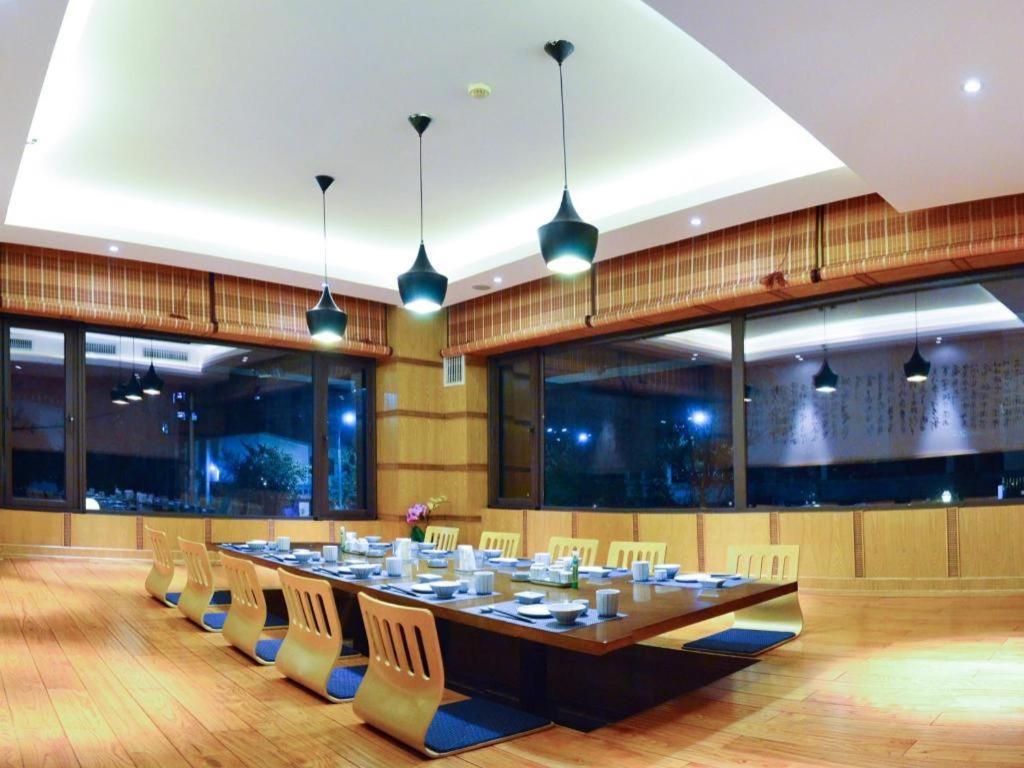 Grand Bravo Guilin Hotell Exteriör bild