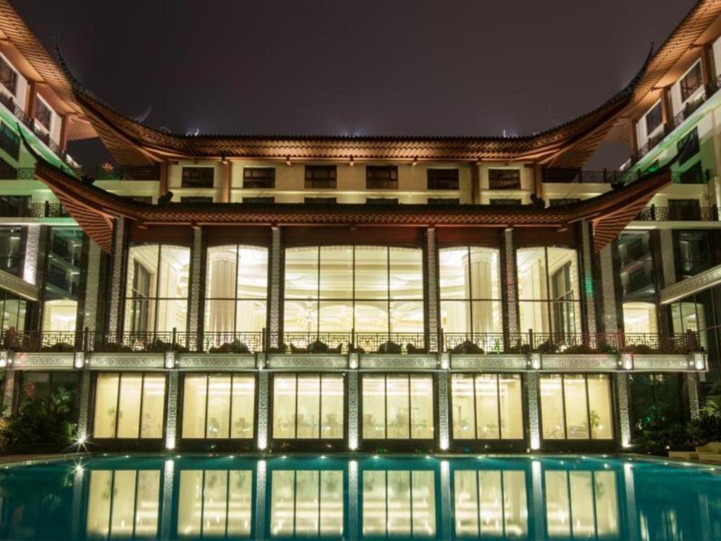 Grand Bravo Guilin Hotell Exteriör bild