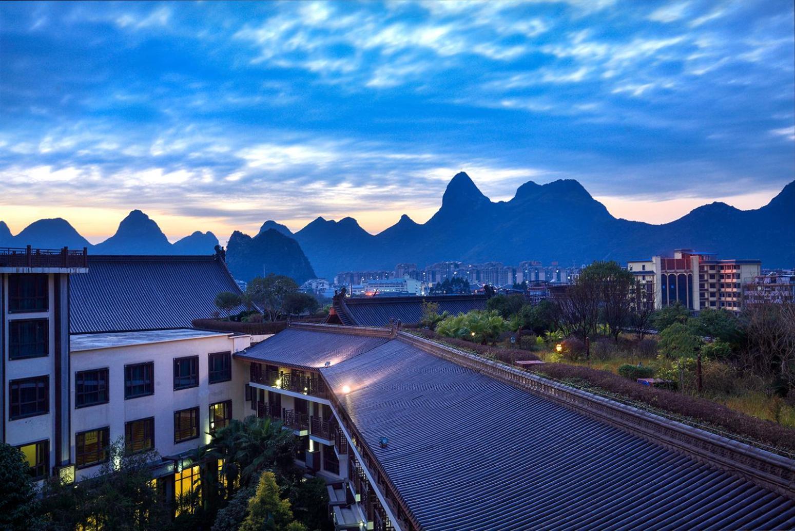 Grand Bravo Guilin Hotell Exteriör bild
