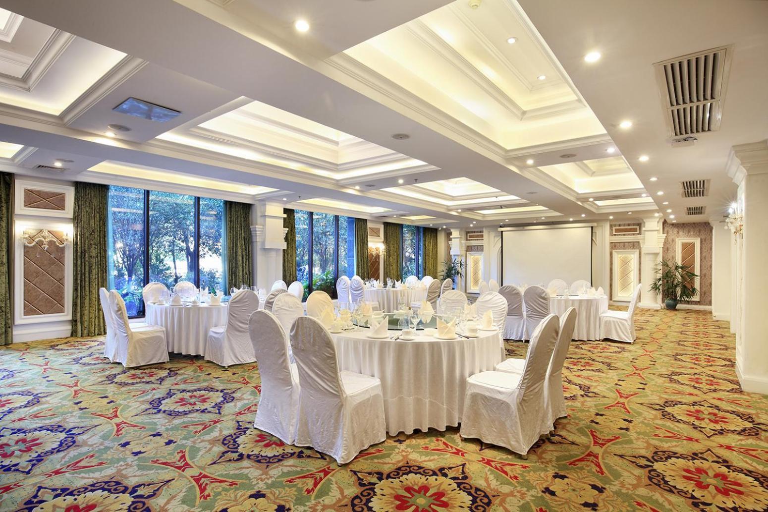Grand Bravo Guilin Hotell Exteriör bild