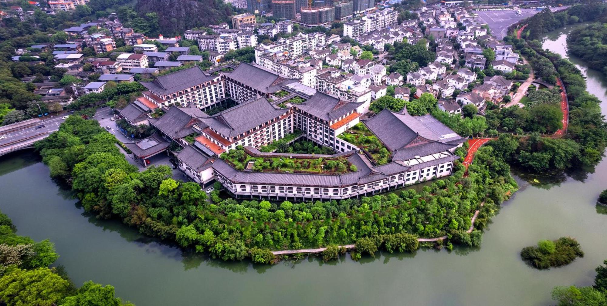 Grand Bravo Guilin Hotell Exteriör bild